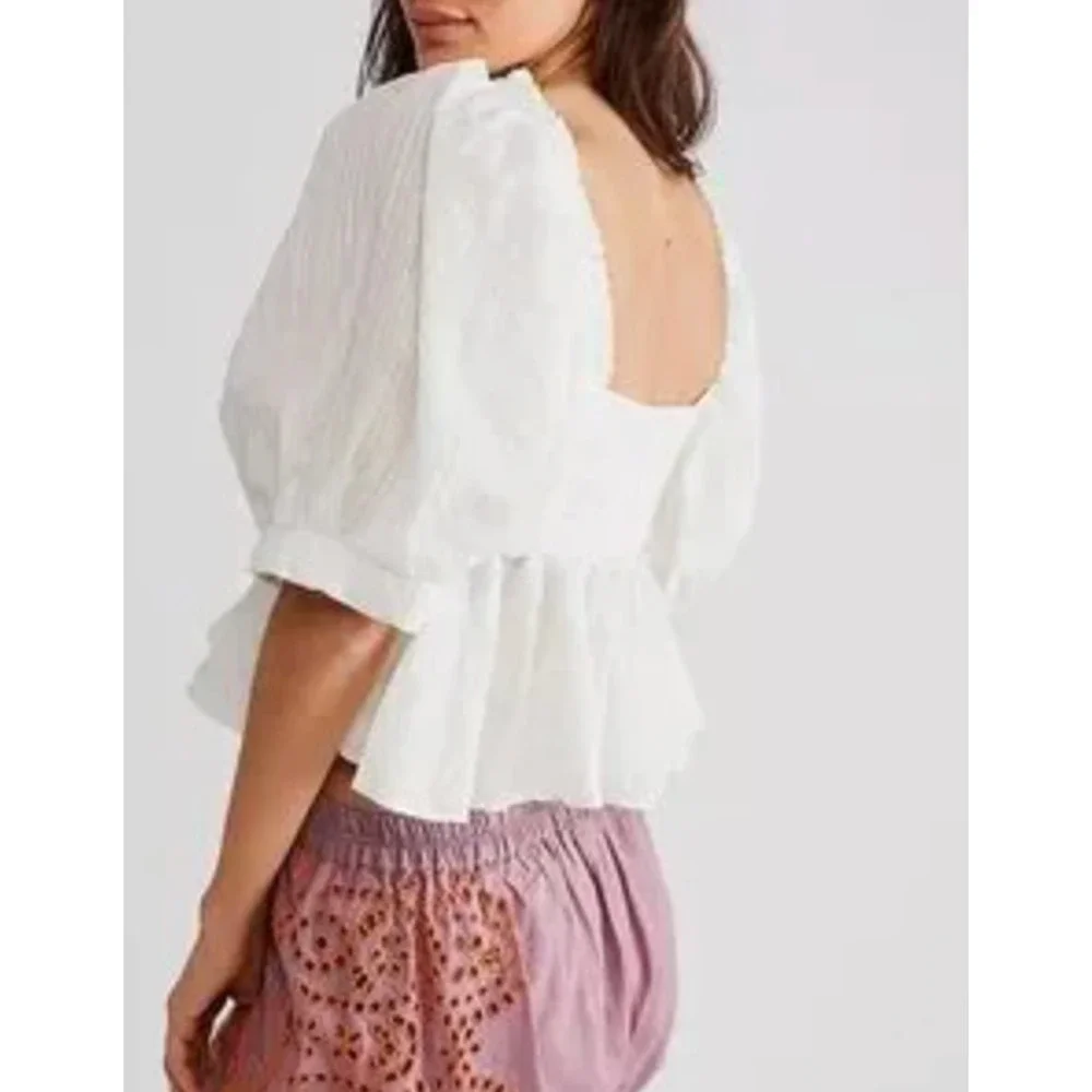 NEW FREE PEOPLE WHITE LEAVE IT TO ME CROPPED BABYDOLL TOP SZ L